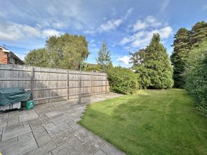 Photo 16- click for photo gallery